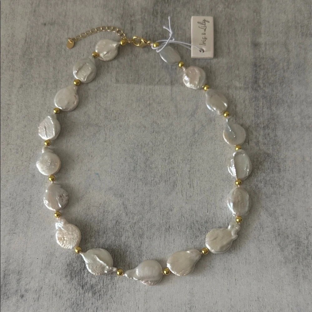 Iris & Lily Elegant Gold and White Freshwater Pearls Necklace 17" lg + 2 in extn - Picture 3 of 8